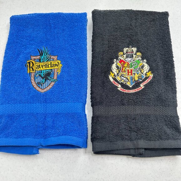 Harry Potter Towels Embroidered Ravenclaw Hand Towel Set Hogwarts Wizard Witch - Picture 3 of 8